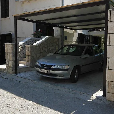 9073b Appartamento *